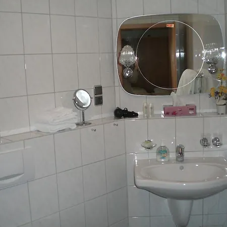 Гостевой дом Gastehaus Fewo Am Ahr-radweg Antweiler